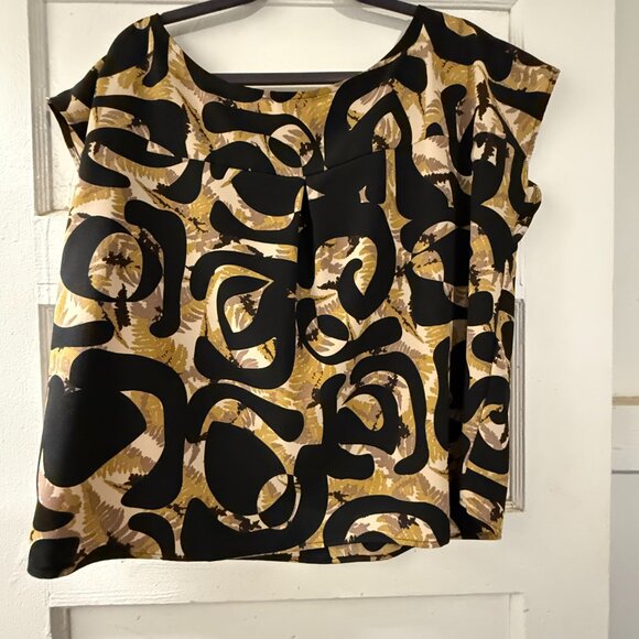 Manuheali'i Leka Top - Picture 2 of 3